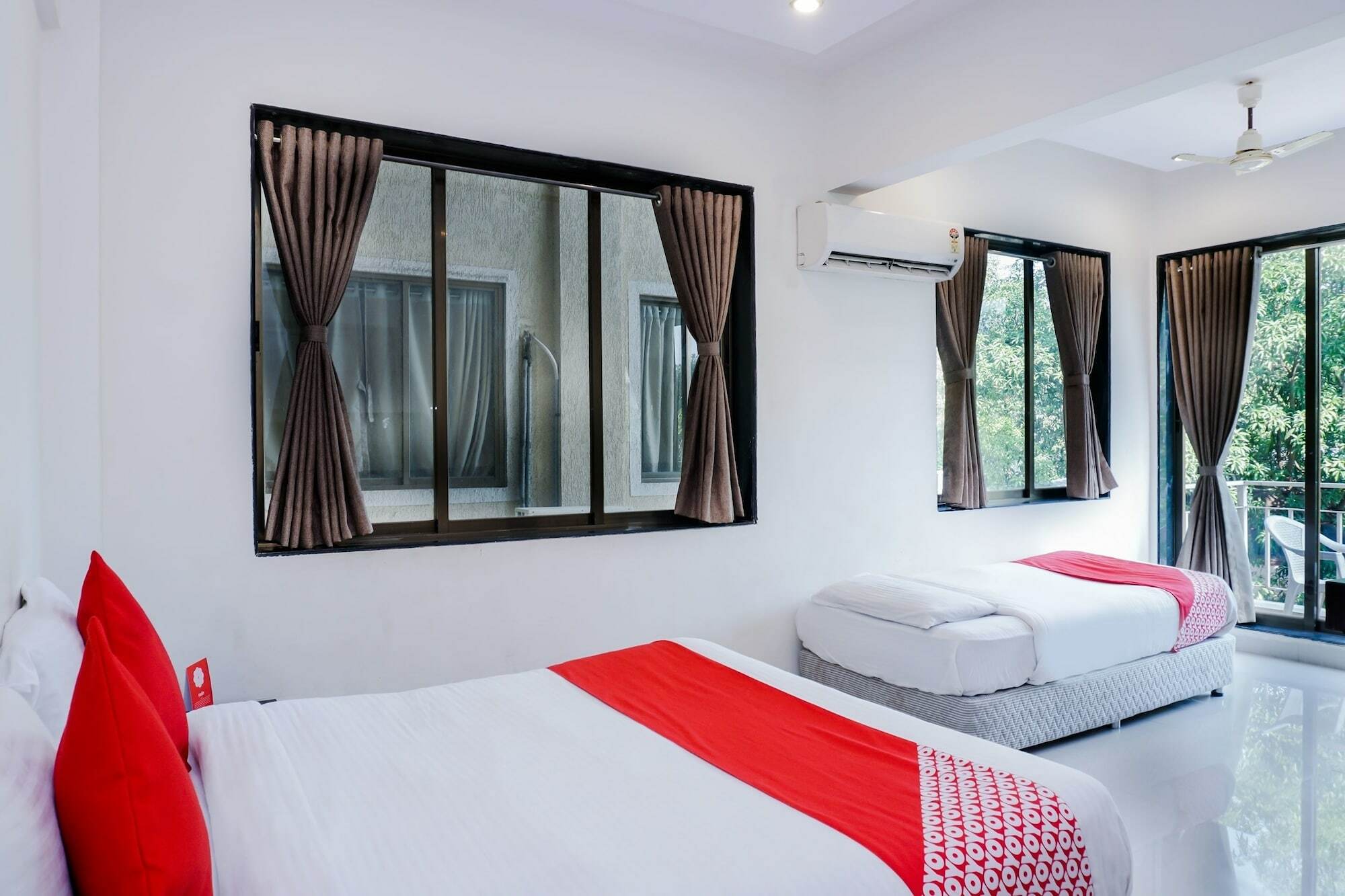 Dreams Holiday Resort Lonavala Eksteriør bilde